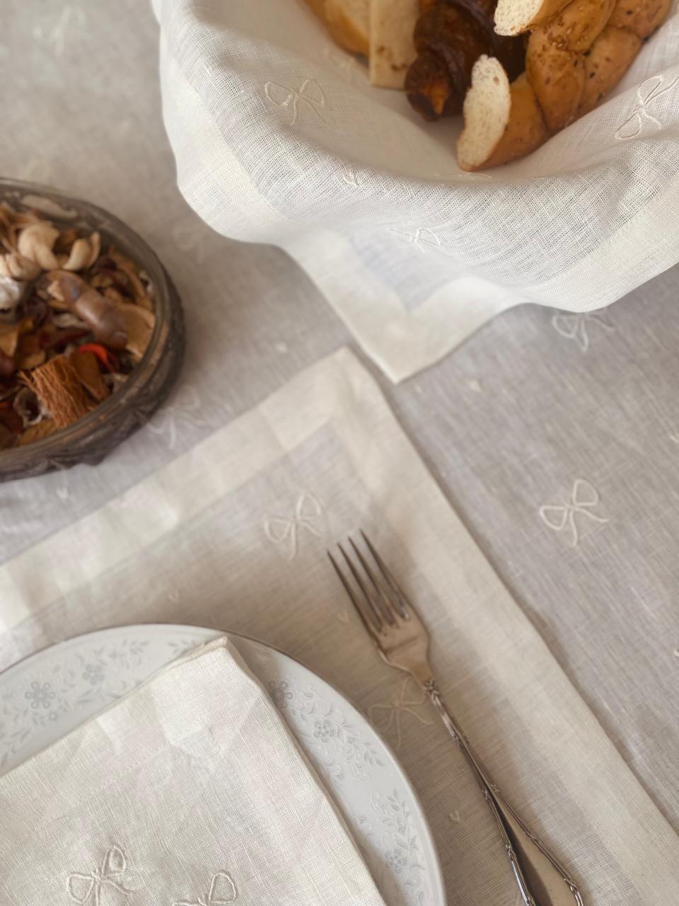 Embroidered Ribbon Bow Table Runner